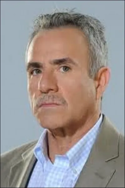 Comment s'appelle Luciano Patino ?