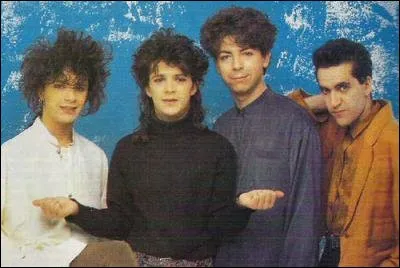 Quel groupe interprète « Canary Bay » ?