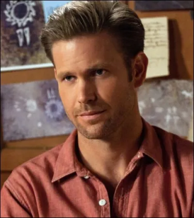 Qui est Alaric Saltzman ?