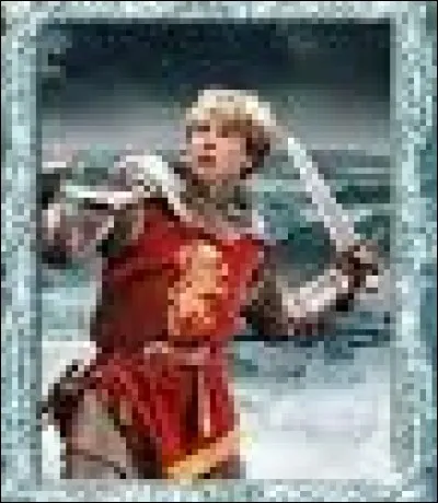 Passons à la saga "Le Monde de Narnia". Comment s'appelle de plus grand de la famille Pevensie ?