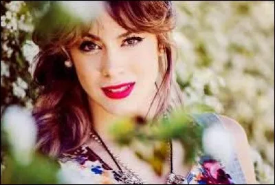 Violetta a-t-elle aimé un garçon ?