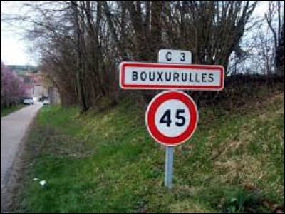 Pour débuter, direction les Vosges et le village de Bouxurulles. Nous serons dans l'ancienne région ...