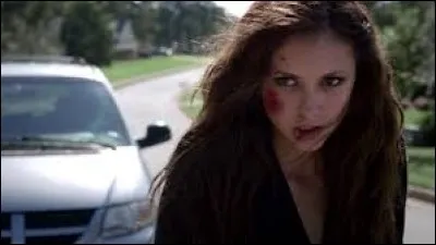 Saison 5 - Qui est la personne qui pourchasse Katherine ?