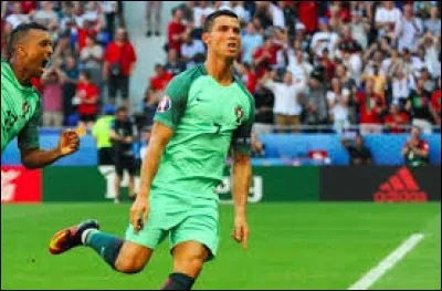 Qui a marqué le but salvateur pour le Portugal en finale de l'Euro ?