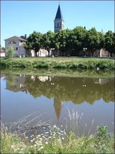 Vendenesse-sur-Arroux est une commune de Saône-et-Loire située dans l'ancienne région ...