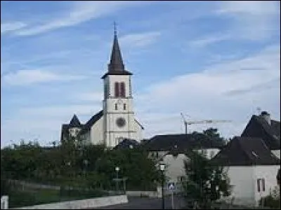 Esquiule, dans les Pyrénées-Atlantiques, est un village de la nouvelle région ...
