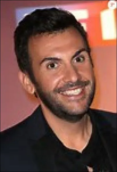 Comment s'appelle son co-animateur ?