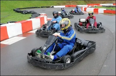 Si je vous dis : « Voiture monoplace », vous répondez :