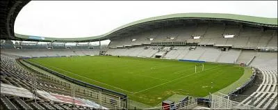 Quel club joue dans ce stade ?