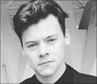 Pourquoi Harry s'est-il coupé les cheveux ?