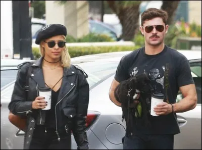 Comment s'appelle sa copine en 2017 ?