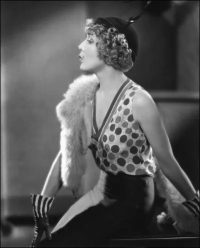 Mary Pickford a tenu le rôle de « Kiki » dans le film muet du même nom de Sam Taylor en 1931. Quel était le surnom de Mary Pickford, de son vrai nom Gladys Louise Smith ?