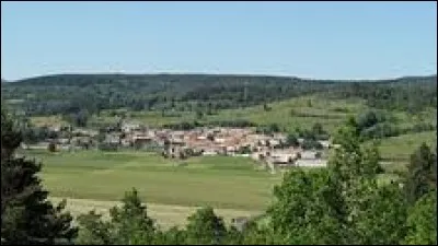Petit village du Languedoc-Roussillon de 48 habitants, dans le Pays de Sault, Aunat se situe dans le département ...