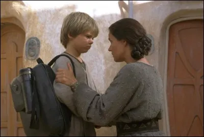 Selon la rumeur, qui aurait fait en sorte que Shmi tombe enceinte d'Anakin ?