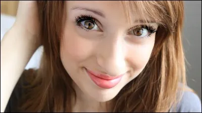 Comment s'appelle l'ex-copine de Squeezie ?