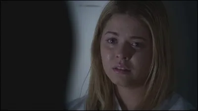 Que s'est-il passé entre Alison et Charlotte la nuit de sa mort, d'après les dires d'Ali ?