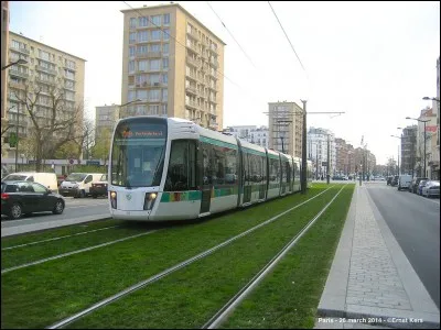 Et celui-ci va de la porte de Bagnolet à la porte de Vincennes. Comment s'appelle-t-il ?
