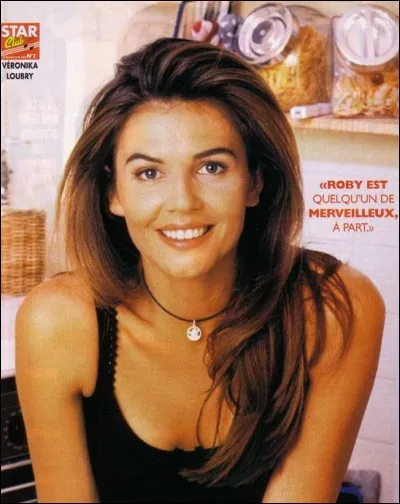 Pr&eacute;sentatrice en vogue durant les ann&eacute;es 90, elle a pr&eacute;sent&eacute; "Star News" sur M6 et a jou&eacute; dans les sitcoms "Le Miracle de l'amour" et "Paradis d'enfer". Qui est-elle ?