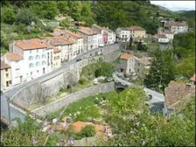 Le village Catalan du Tech se situe dans la nouvelle région ...