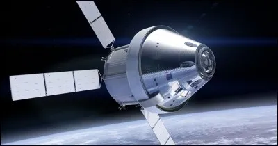 Quel nom porte le vaisseau spatial sur lequel la NASA poursuit des travaux durant 2017 ?