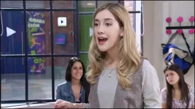 Qui est Angie pour Violetta ?