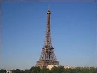 Quelle est la hauteur la Tour Eiffel avec les antennes ?