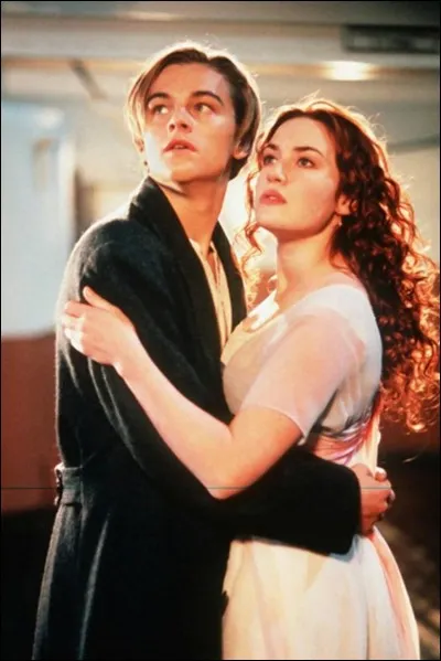 Le nom de famille de Rose est...