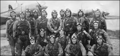 Durant la guerre de Shanghai, où des kamikazes sont-ils morts ?