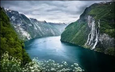 Avec lequel de ces pays n'a-t-il pas de frontières ?