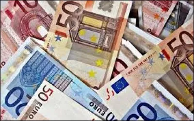 Quel pays a rejoint la zone euro le 1er janvier 2015 ?