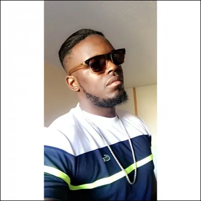 Son 1er album s'appelle :