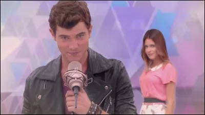 Pourquoi Diego est-il amoureux de Violetta ?