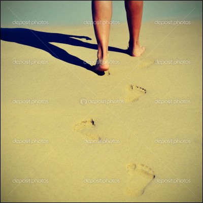 Vous marchez sur la plage et soudain vous voyez une canette de soda sur le sable, que faites-vous ?