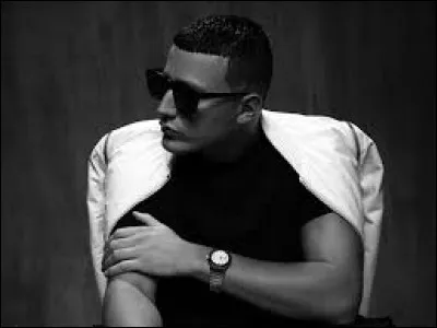 Qui chante sur la chanson "Let Me Love You" du DJ Snake sorti en 2016 ?