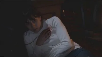 Qu'est-ce qui arrive à Spencer, et que découvre-t-on sur celle-ci ?