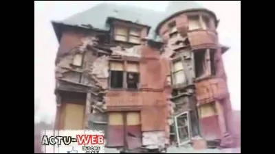 Un bâtiment va s'écrouler sur toi :