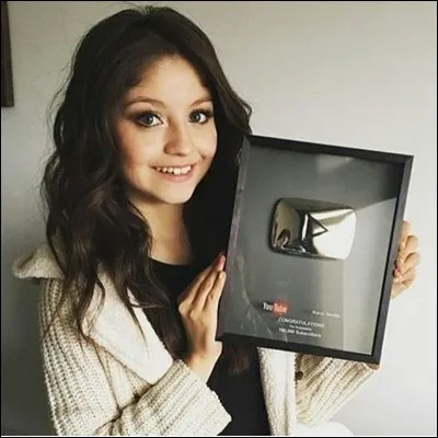 Quelle est la meilleure amie de Luna ?