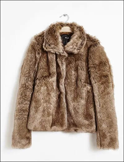 Dans la nouvelle « Mme Bixby et le Manteau du colonel », quelle profession exerce le mari de Mme Bixby ?