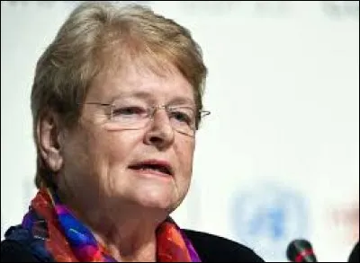 Gro Harlem Brundtland a été à trois reprises à la tête du gouvernement de la Norvège. Quelle ville ne se trouve pas dans ce pays ?