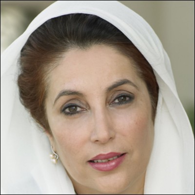 Benazir Bhutto fut Première ministre du Pakistan à deux reprises. Elle est née dans la plus grande ville du pays :