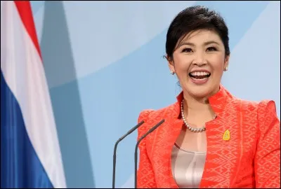 Yingluck Shinawatra a été Première ministre de la Thaïlande. Quel chanteur a une chanson intitulée "One Night in Bangkok" ?