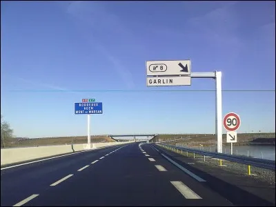 AQUITAINE - Quelles villes sont reliées par cette autoroute appelée A10, dite "l'Aquitaine" ?