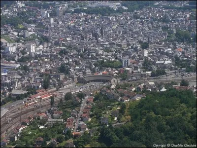 BRIVE-LA-GAILLARDE - Dans quel département se situe la cité briviste ?