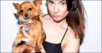 Comment s'appelle le chien de Natoo ?