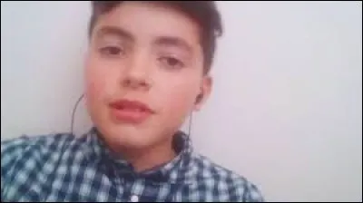 Quelle est l'identité du youtubeur jolo nplm ?