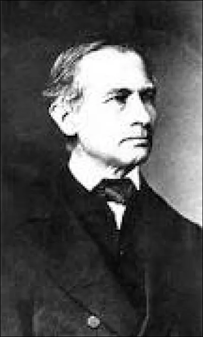 Cet homme a découvert une des planètes de notre système solaire. Laquelle ?