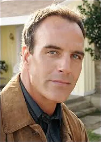 Qu'en est-il de sa première femme ?