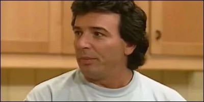 Lequel d'entre eux est extr&ecirc;mement dragueur ?