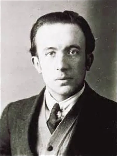« Un crabe, sous n'importe quel autre nom, n'oublierait pas la mer » est une citation d'Eugène Émile Paul Grindel. Sous quel nom est-il plus connu ?