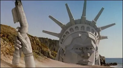 La "folle histoire de l'espace", film de 1987, est une parodie de Star Wars avec une planète nommée Spaceballs. Qui en est le réalisateur ?